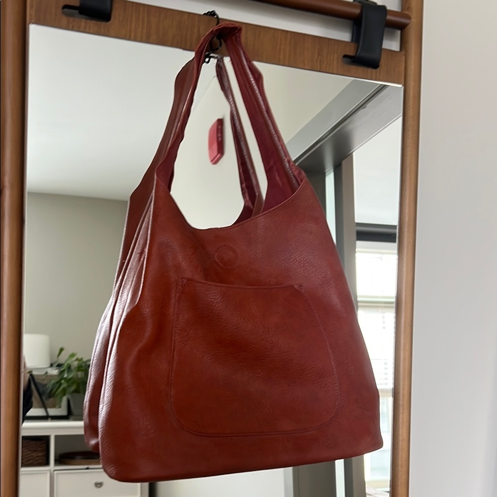 Elegant Pecan Brown Leather Tote Bag